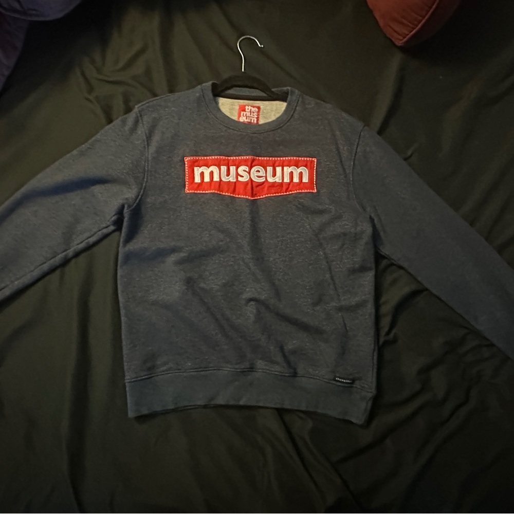 Museum sweatshirt